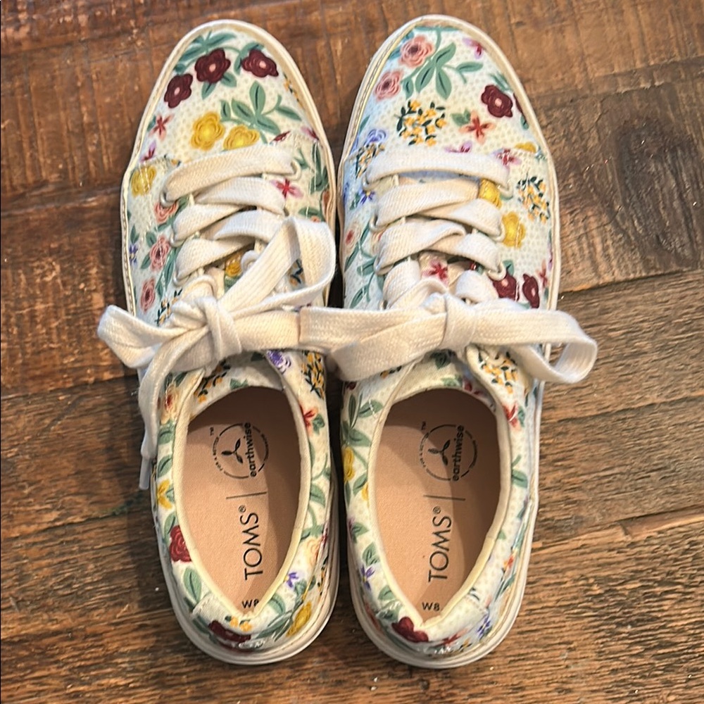 Toms shoes